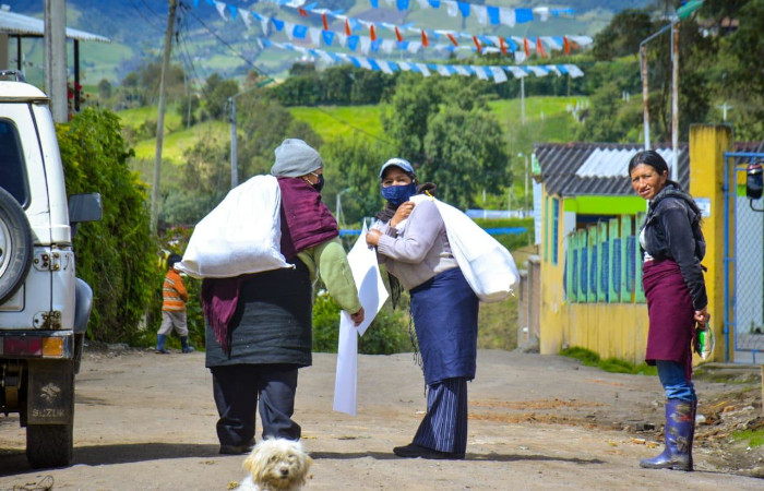 Entrega de ayudas afectados por COVID en corregimientos