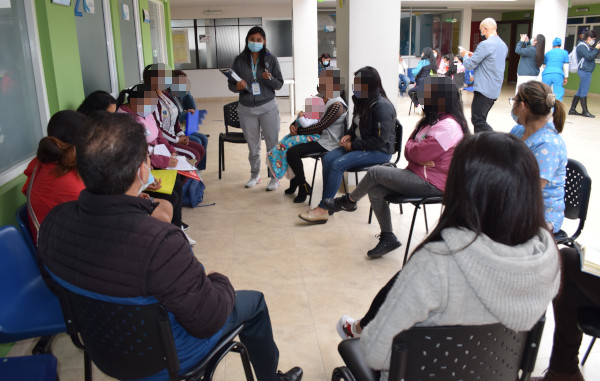 Personas en actividad de promoción de la Leche Materna