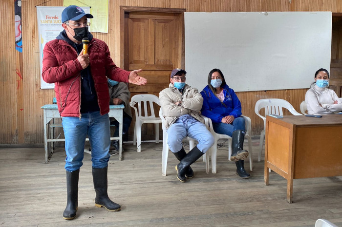 Socialización proyecto de optimización del acueducto de la vereda Santa Lucía en el corregimiento de El Encano