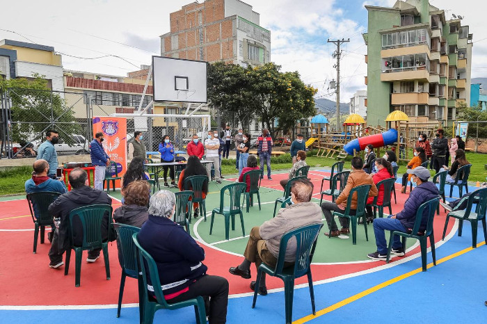 Polideportivo barrio Atahualpa