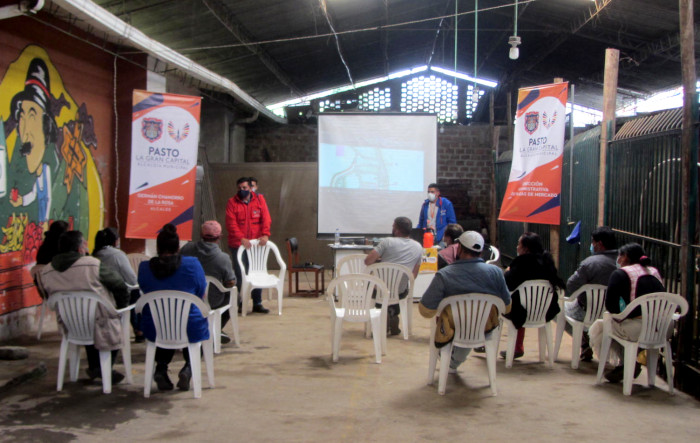 Reunión mercado El Potrerillo