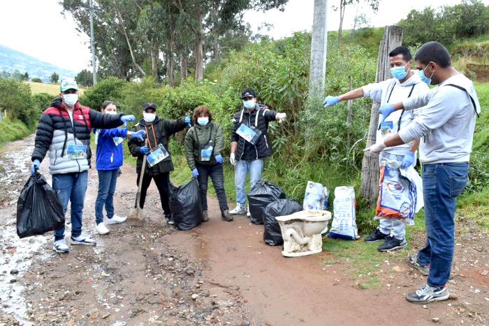 Jornada de ambiental comunitaria en zona rural