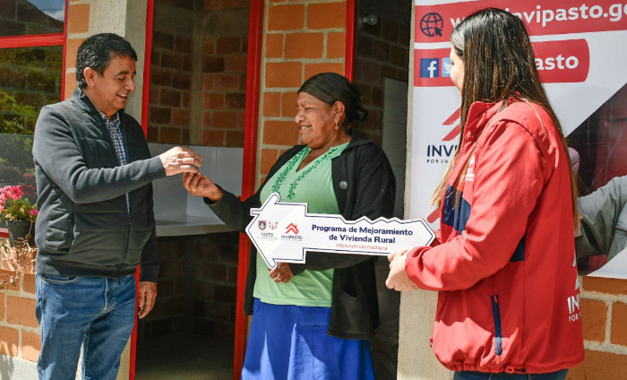 Entrega mejoramientos de vivienda en el corregimiento de Jamondino