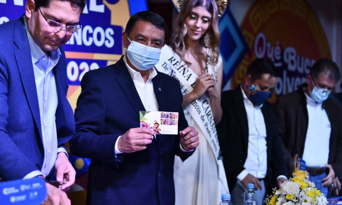 Lanzamiento oficial de la emisión filatélica del Carnaval de Negros y Blancos y Barniz de Pasto Mopa - Mopa