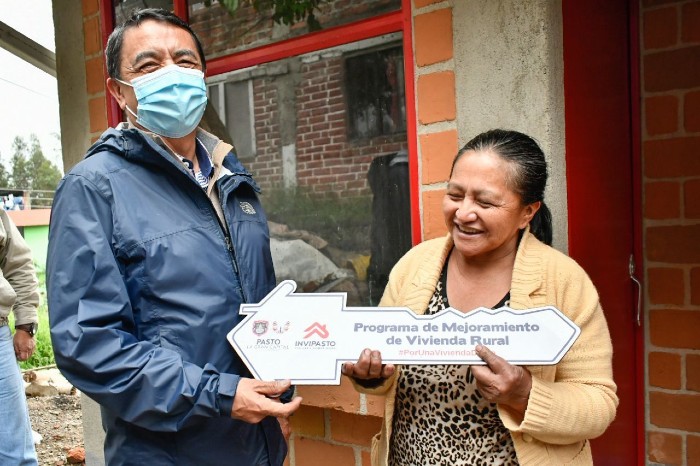 Entrega de mejoramientos de vivienda en la zona rural del municipio.