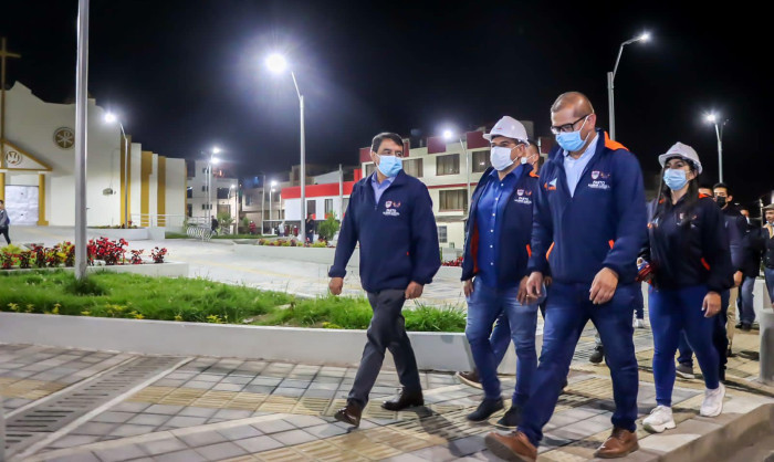 Modernización del alumbrado público a tecnología LED en los barrios Altos de Chapalito, Los Cristales, Chambú I y Chambú II.