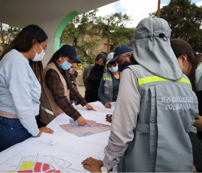 Adjudicación del contrato de consultoría para obtener los insumos geotécnicos en el barrio Villa Lucia.