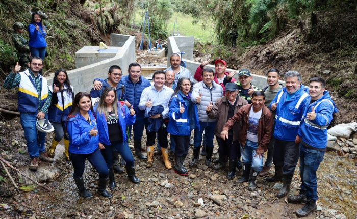 Proyectos ambientales, de agricultura, vivienda e infraestructura que se pusieron en marcha en el corregimiento de El Encano con el acompañamiento del Alcalde Germán Chamorro de la Rosa.