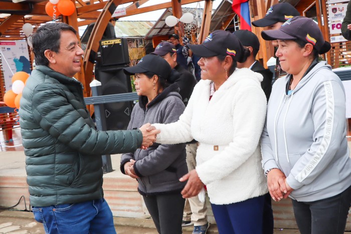 Entrega de la remodelación del embarcadero de la vereda El Puerto, corregimiento de El Encano, con la que finalizó la Semana de la Internacionalización 2022.