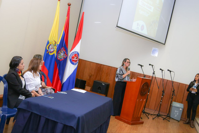 segundo foro, Una Visión hacia el Fortalecimiento Familiar 