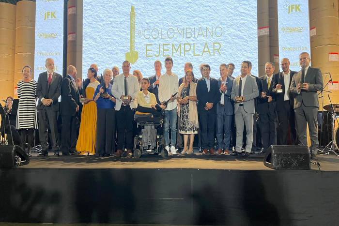 entrega premios el Colombiano 