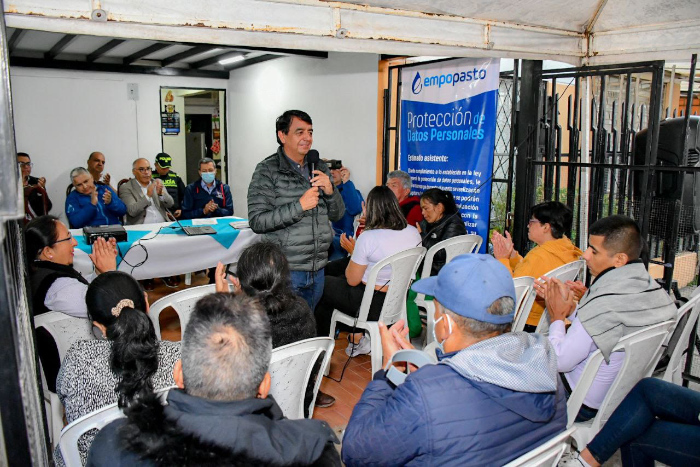 entregó la reposición de alcantarillado y pavimentación en el barrio Mirador de Niza