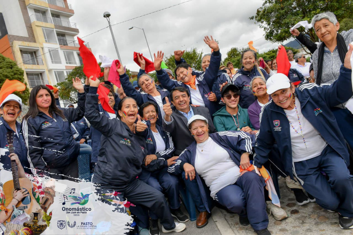 La plazoleta San Felipe fue el escenario que reunió a más de 400 personas mayores del municipio de Pasto en ‘El Mejor Baile de la Vida’
