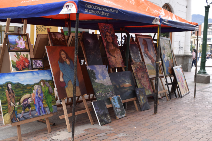 exposición artística pasaje Corazón de Jesús