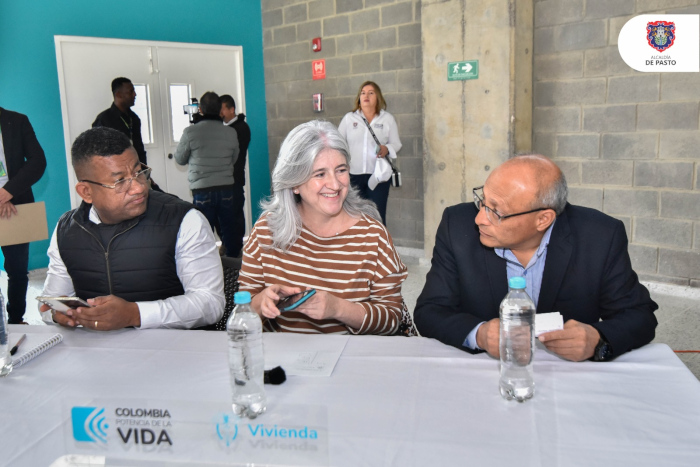 reunión con el Ministerio de Vivienda