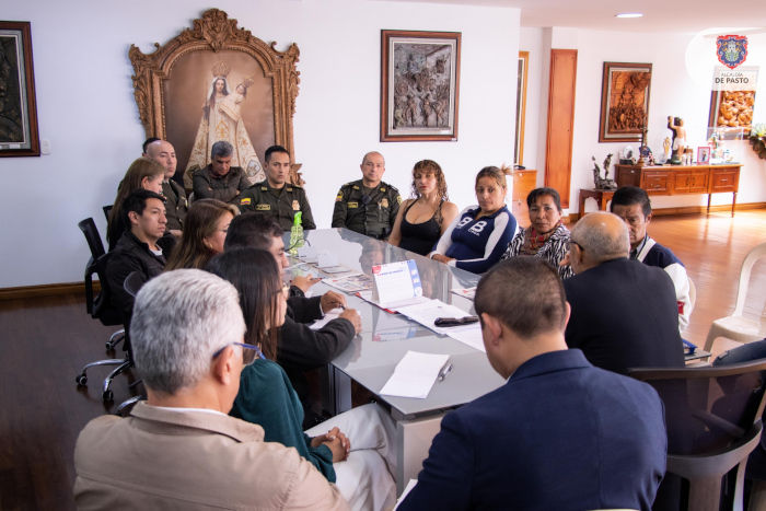 dialogo con gremio de trabajadores
