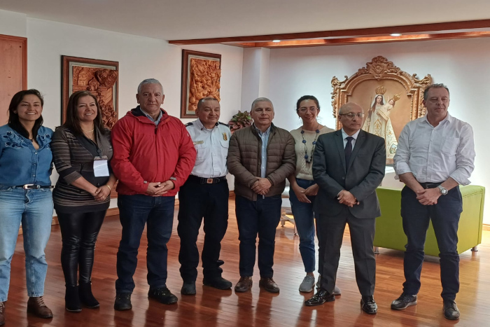 Reunión para evitar riesgos frente al fenómeno del niño