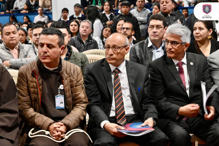 Mauricio Lizcano visitó Pasto para entregar 1.000 computadores