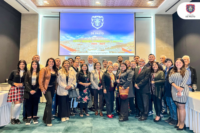la Alcaldía entrega el Plan Municipal de Desarrollo 2024-2027
