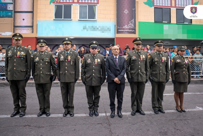 Fotografía de Alcalde de Pasto con autoridades militares