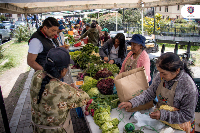 mercado campesino con mujeres productoras del corregimiento de Obonuco