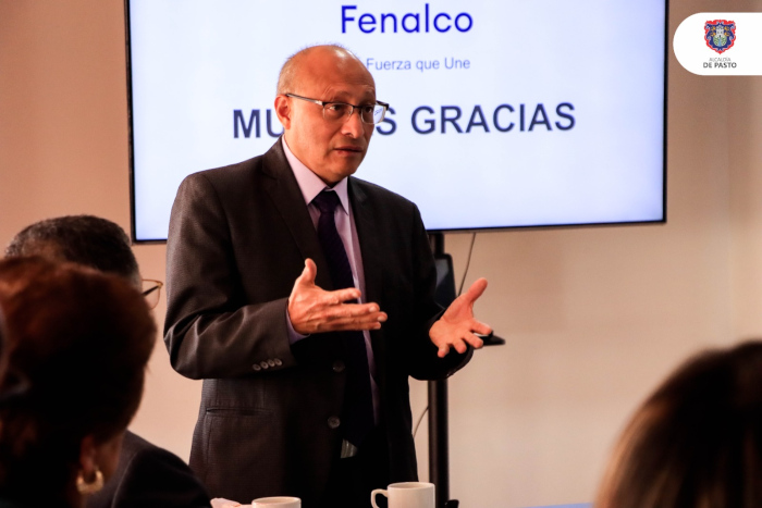 reunión entre Fenalco seccional Nariño y representantes de diferentes empresas locales