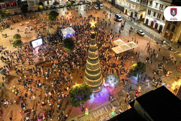 Con la apertura de la Senda de Luz en el Parque Nariño, inició el alumbrado  navideño