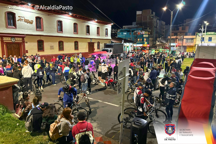 Masiva participación en ciclopaseo nocturno hacia el corregimiento de Obonuco 