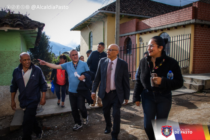 Alcalde de Pasto inspecciona obras y anuncia nuevos proyectos viales en los corregimientos