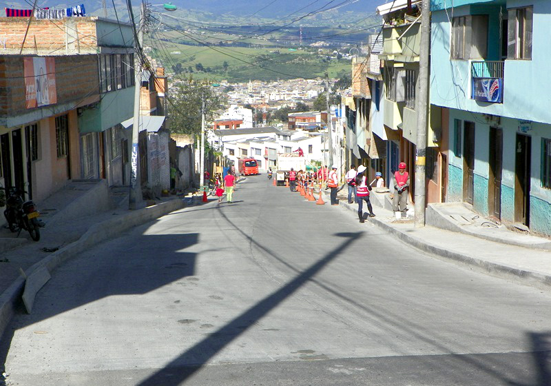 Carrera 33 (vía a Anganoy)