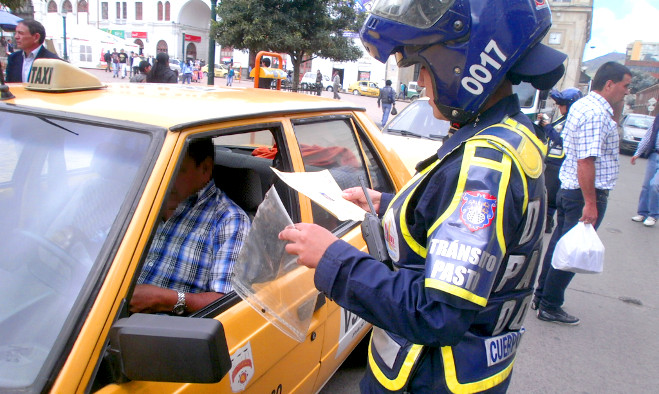 Operativo taxis - Pasto 2013