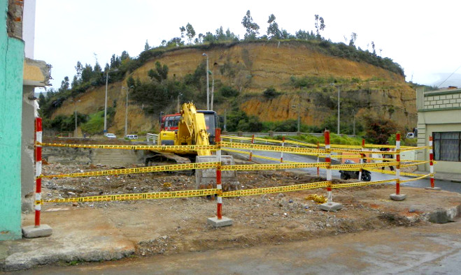 Demolición sector de Hullaguanga - Pasto 2013