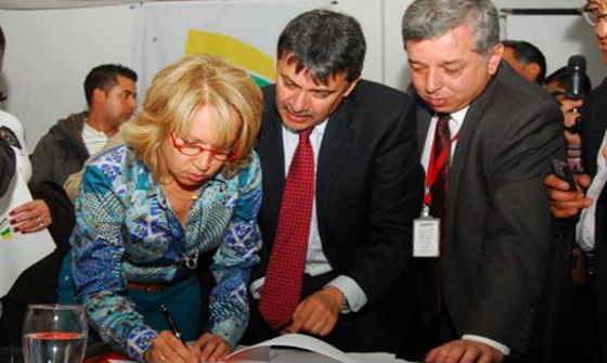 Firma otro si