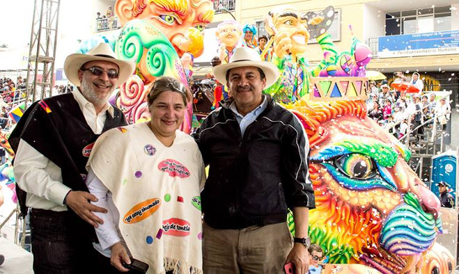 Ministra de Cultura en carnaval de negros y blanos - Pasto 2014
