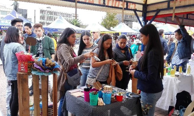 Muestra artesanal gastronómica de la mujer pastusa