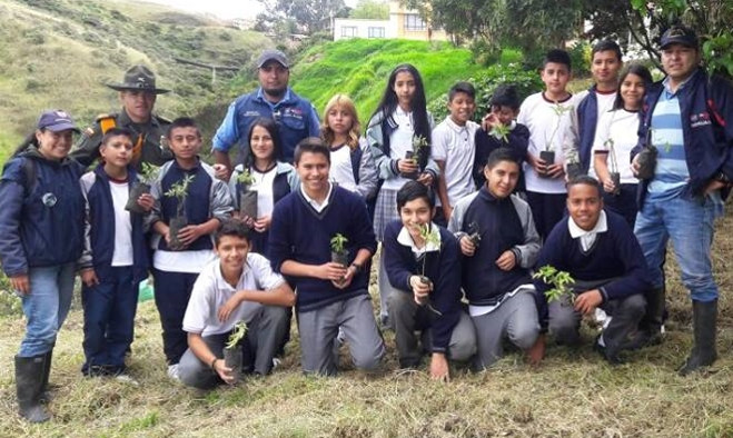 Minga ambiental Quebrada Chorro Alto