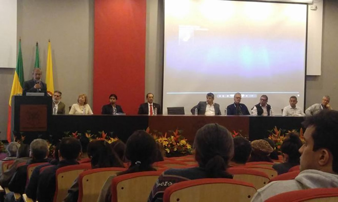 Instalación de Encuentro Internacional Minga Para la Paz