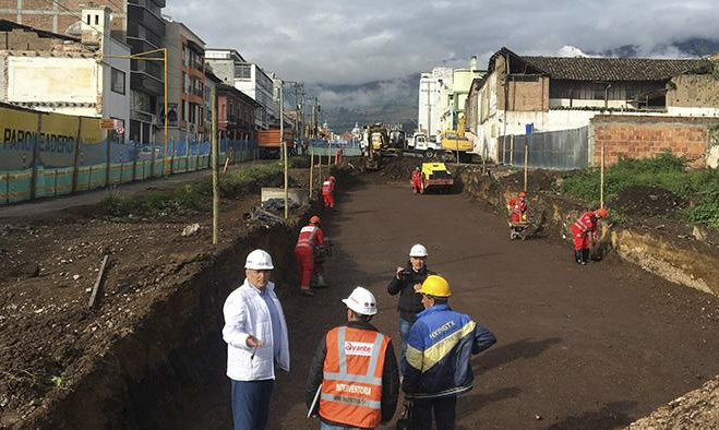 Gerente Avante SETP recorre obras