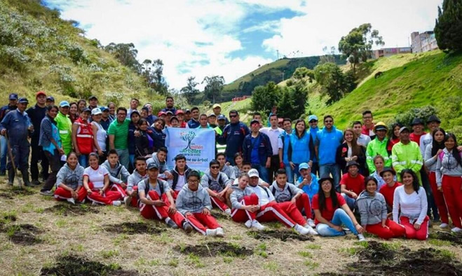 Minga de recuperación y conservación de quebrada Guachucal