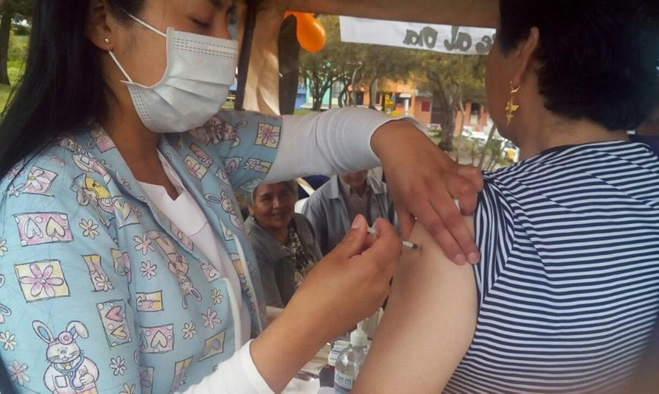 Exitosa jornada de vacunacion en Pasto