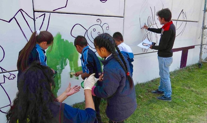 Avanza la pintura de mural artístico