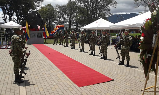 Día nacional de la memoria y solidaridad con las víctimas del Ejército Nacional