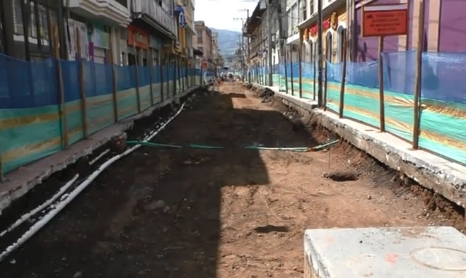 Se retoman trabajos de pavimentación calle 17