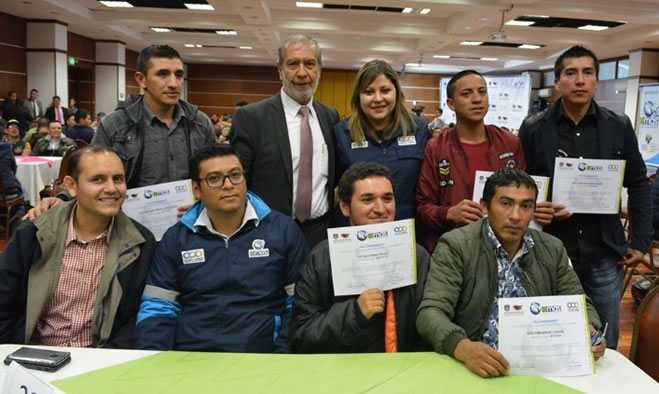 Reconocimiento operarios aseo