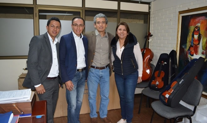 René Belser donó instrumentos para La Red de Escuelas de Formación Musical