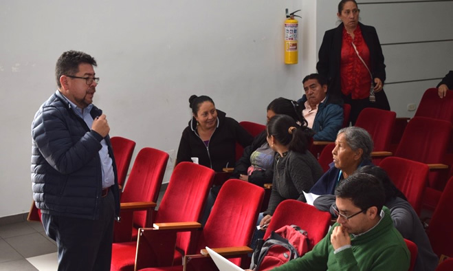 Reubicación de usuarios del sector raleo de la plaza de mercado El Potrerillo
