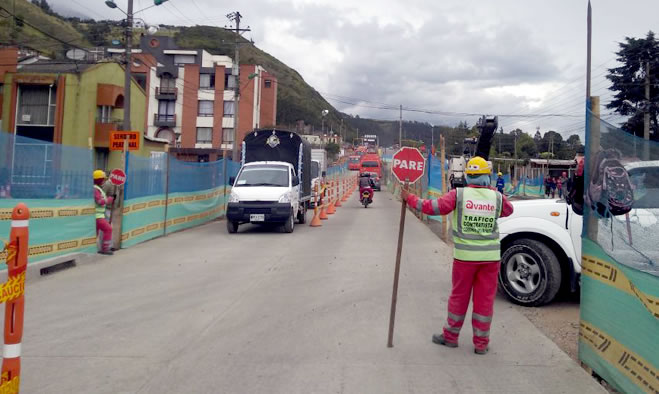 Obra intercambiador vial Agustín Agualongo y Universidad de Nariño