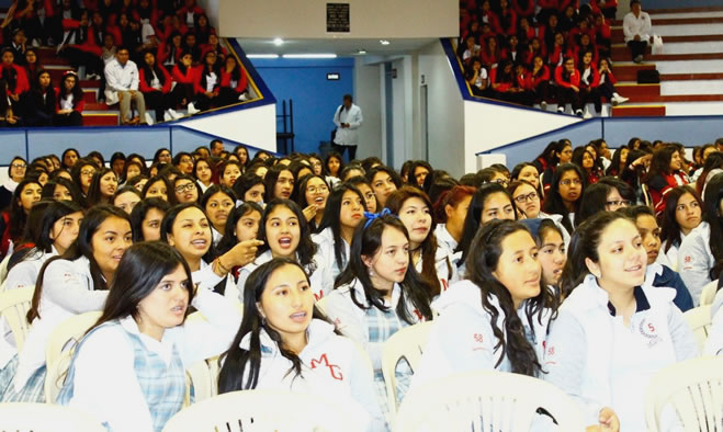 Sensibilizacion estudiantes IEM María Goretti temas de seguridad vial