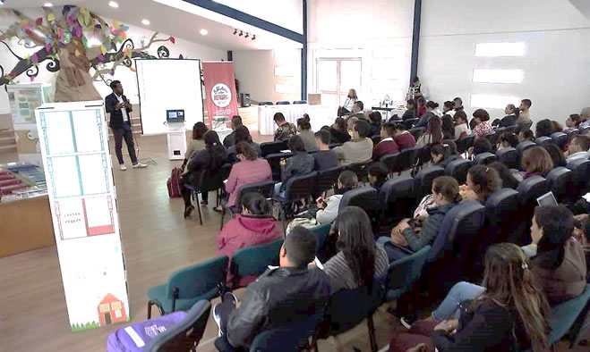 Bliotecas del municipio de Pasto recibieron bibliotecas con memoria escenarios para la paz