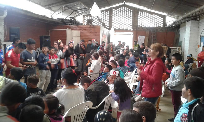 Actitudes positivas sana convivencia Plaza de Mercado Potrerillo